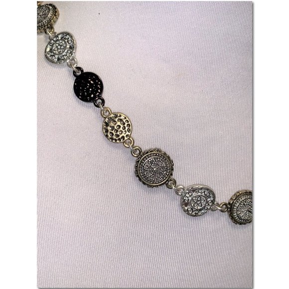 Nine West Vintage America Hammered Disc Necklace EUC - Picture 6 of 8